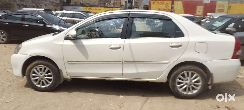 Toyota Etios Vx Xclusive, 2015, Petrol