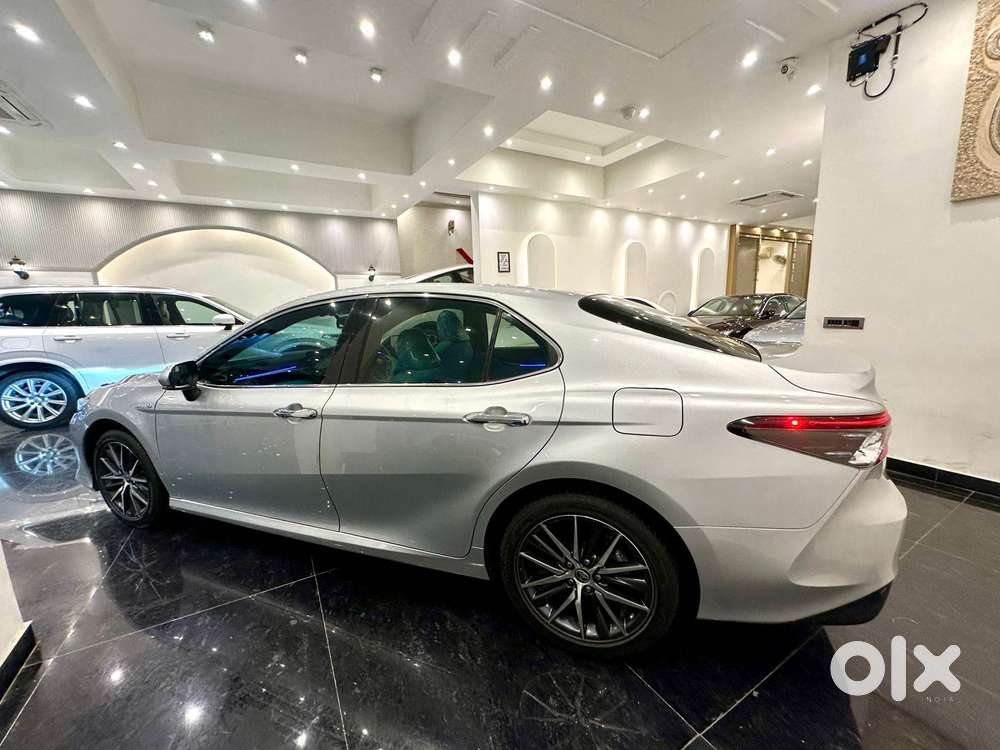 Toyota Camry Hybrid, 2024, Petrol