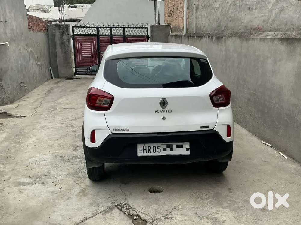 Automatic Renault Kwid 2021 In Excellent Condition