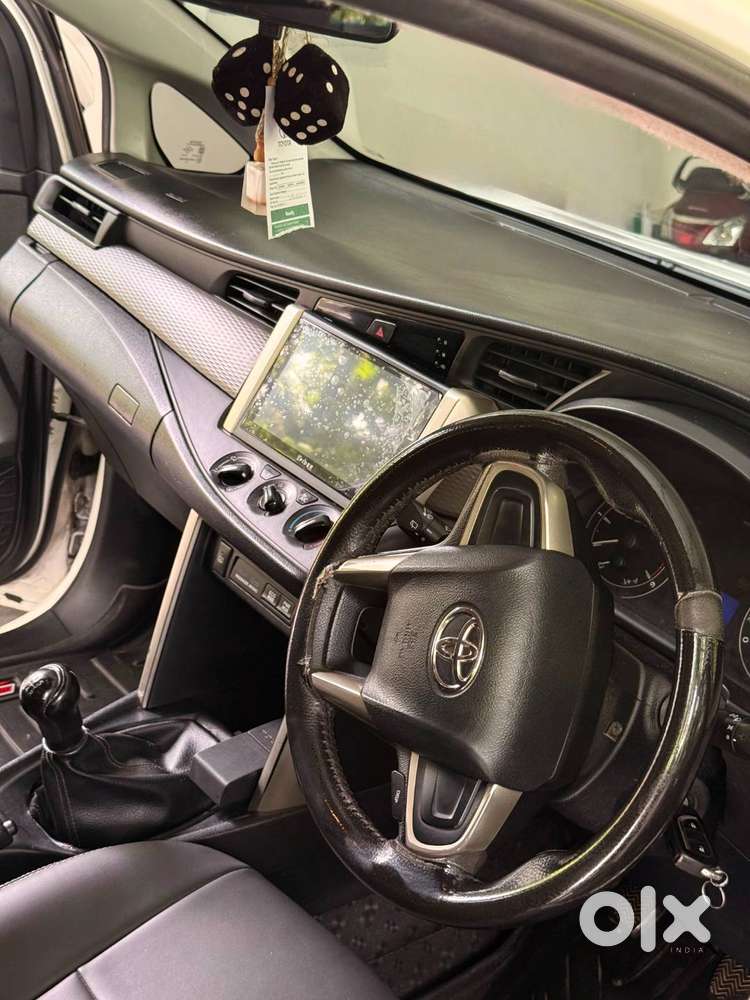 Toyota Innova Crysta 2018 D 147000 Km Wsr