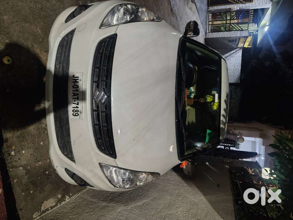 Maruti Suzuki Swift Dzire 2012 Diesel Well Maintained