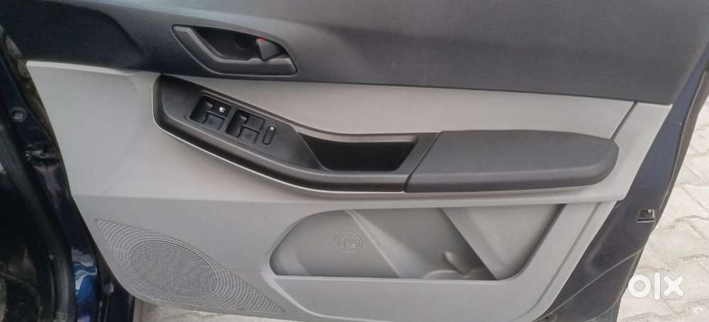 Tata Tiago 1.2 Revotron Xt, 2023, Petrol