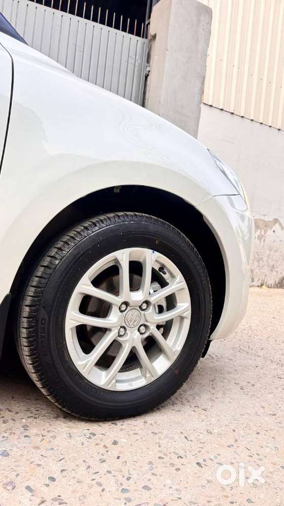 Maruti Suzuki Swift, 2024, Petrol