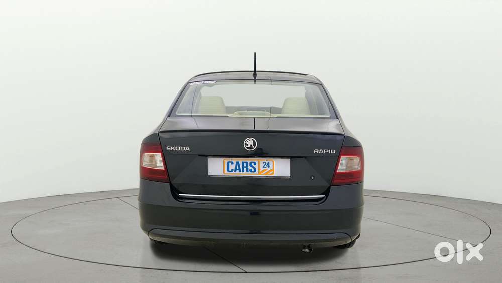 Skoda Rapid 1.6 Mpi At Style, 2018, Petrol