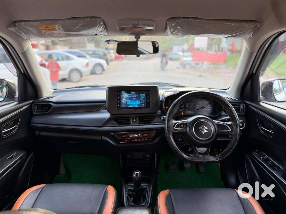 Maruti Suzuki Swift Vxi + Manual, 2024, Petrol