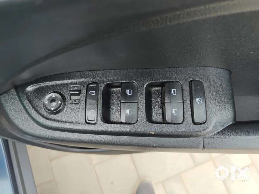 Hyundai Venue 2021 With 68000 Km