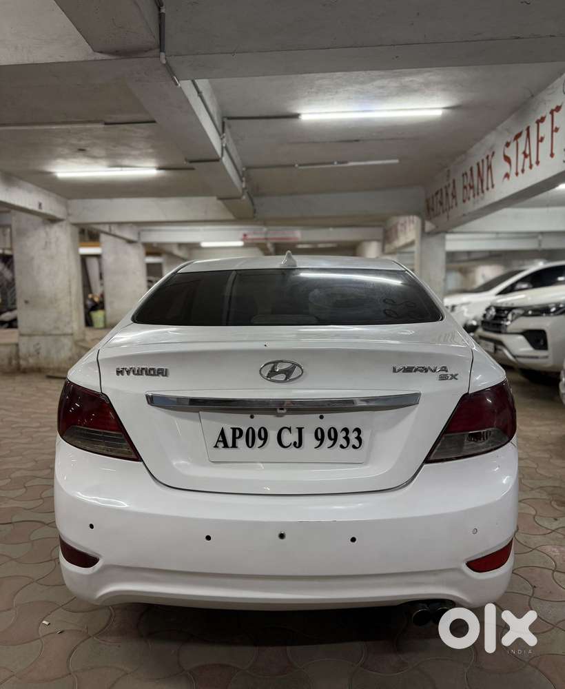 Hyundai Verna Hyundai-verna-crdi-1.6-sx-option, 2012, Diesel