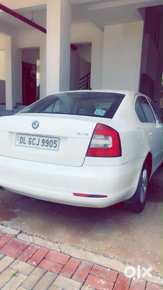 Skoda Laura Ambiente Tsi 2012 Model