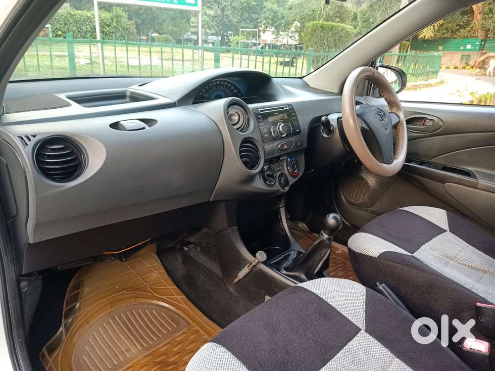 Toyota Etios Liva 2013-2014 G Sp, 2013, Petrol