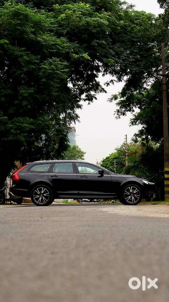Volvo V90 Cross Country D5 Inscription, 2018, Diesel