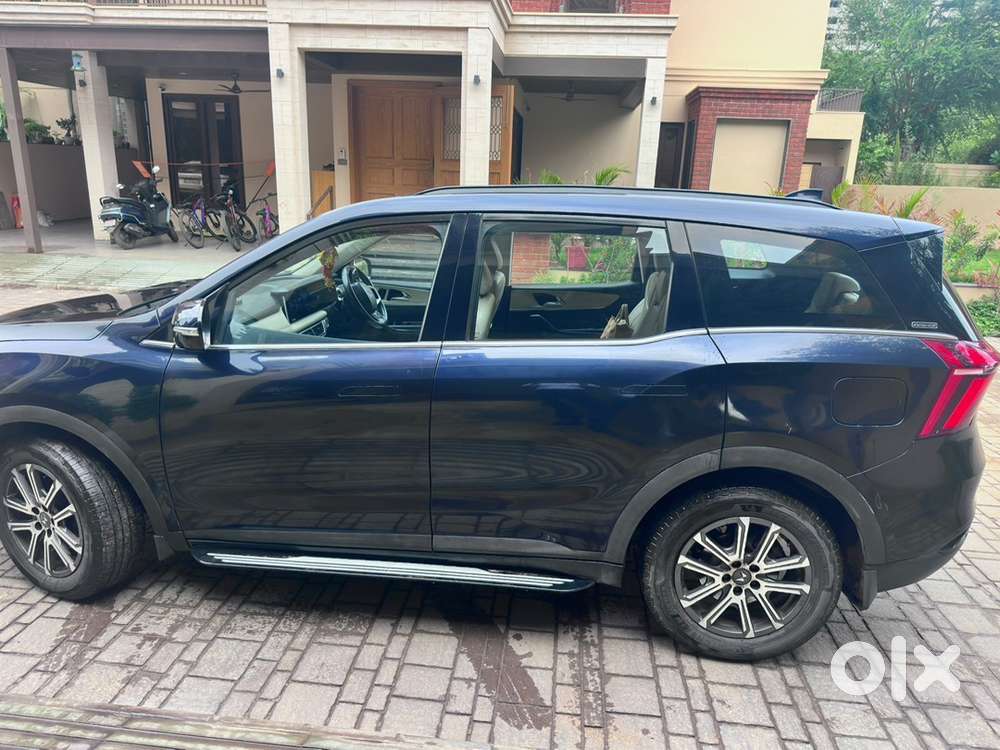 Mahindra Xuv700 Petrol 2022 At