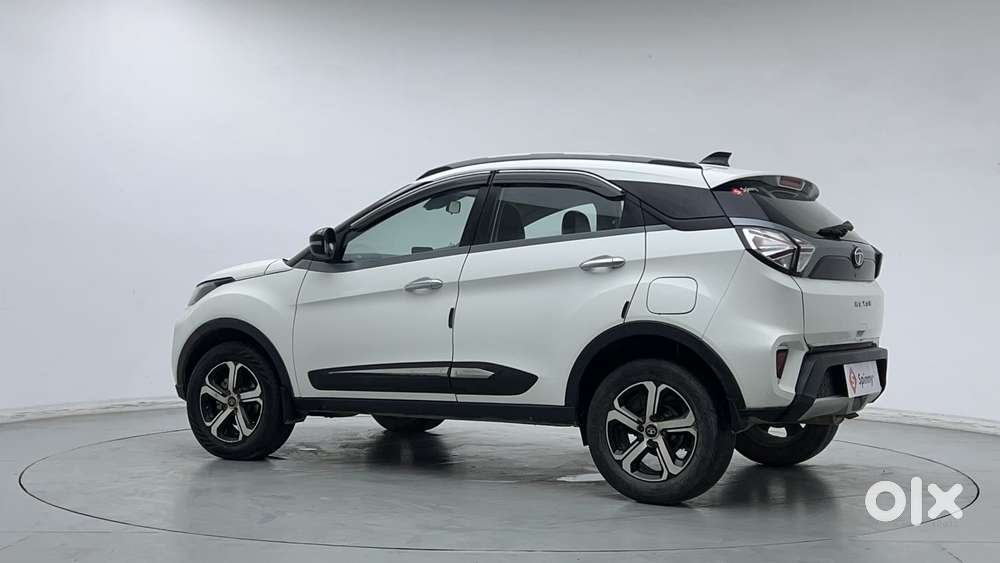 Tata Nexon Xz Plus (hs), 2022, Petrol