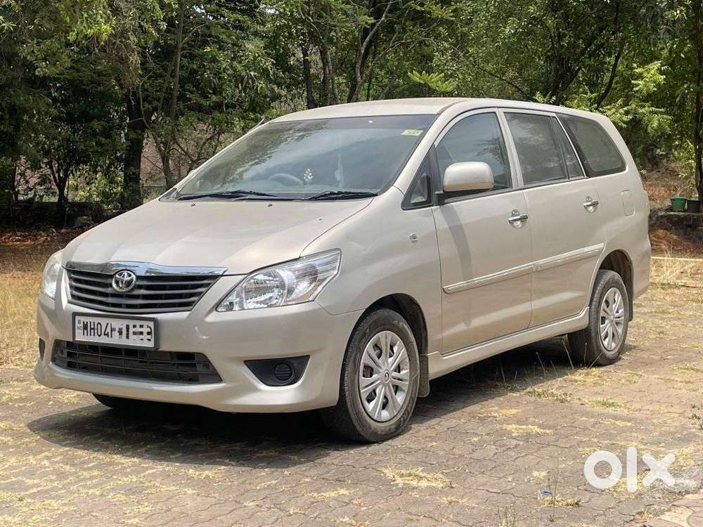 Toyota Innova 2.5 Gx (diesel) 8 Seater Bs Iv, 2013, Diesel
