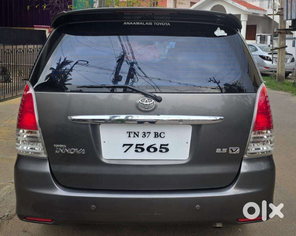 Toyota Innova 2.5 V 7 Str, 2009, Diesel