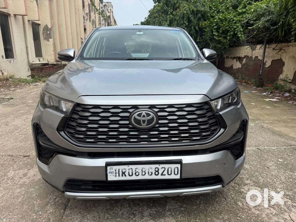 Toyota Innova Hycross 2.0 Gx 8 Str, 2024, Petrol