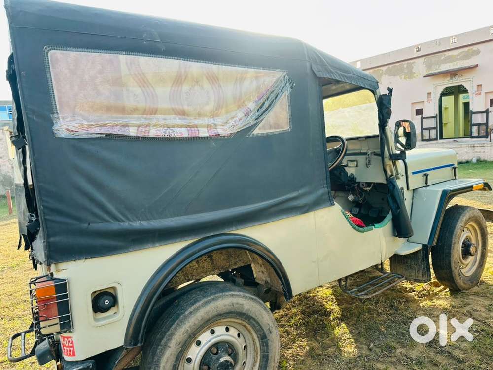 Mahindra Jeep 2004 Diesel Well Maintained