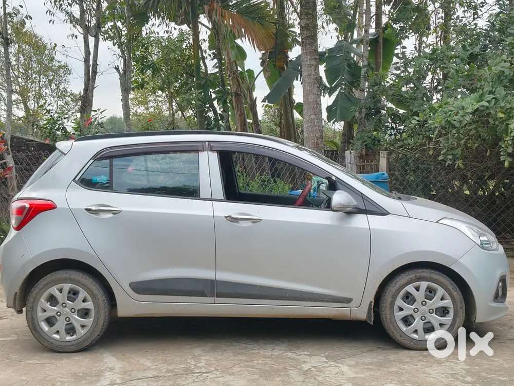 Hyundai Grand I10 2015 With 60000 Km Driven