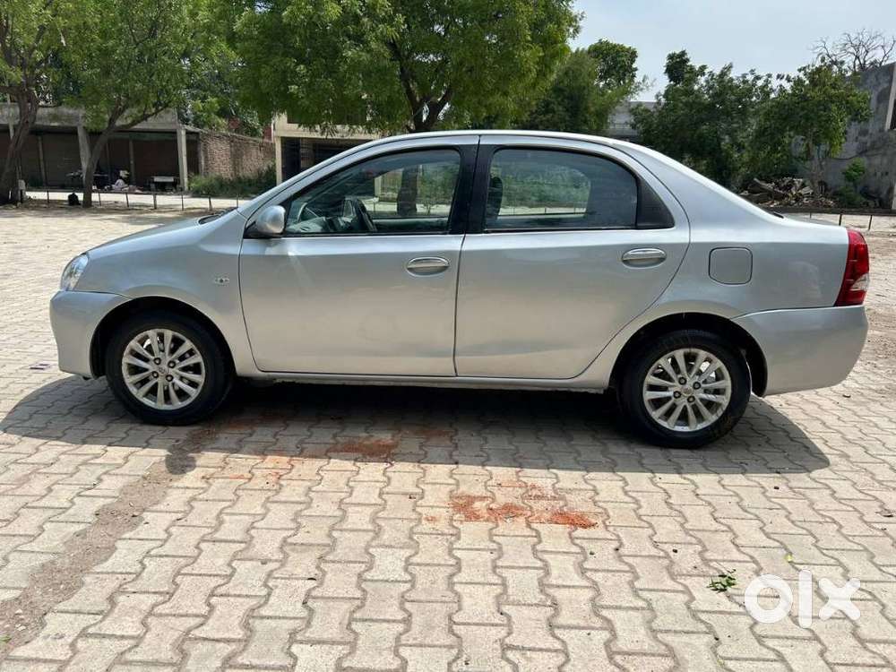Toyota Etios 2010-2012 V, 2011, Petrol