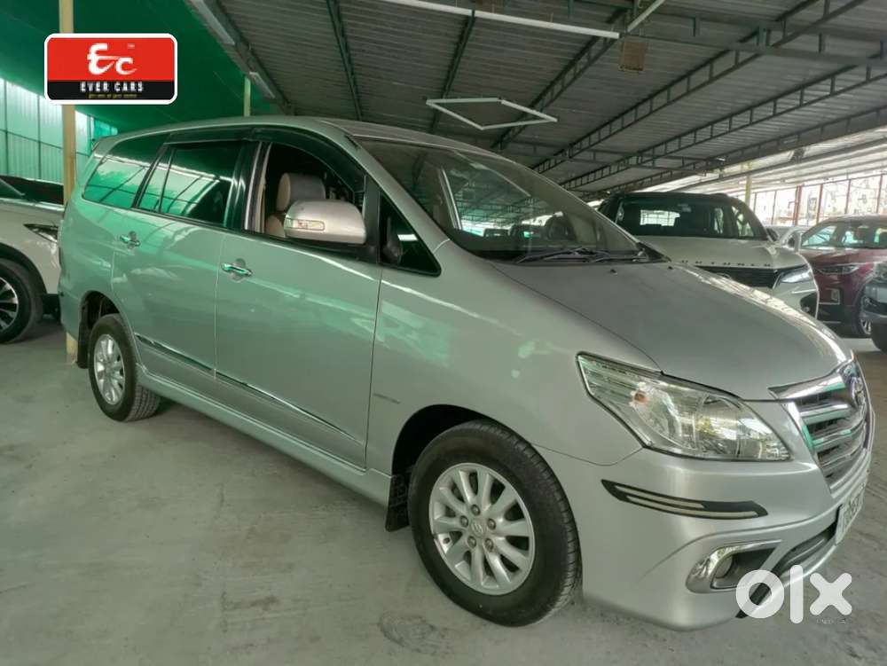 Toyota Innova 2.5 Vx 7 Seater Bs Iv, 2014, Diesel