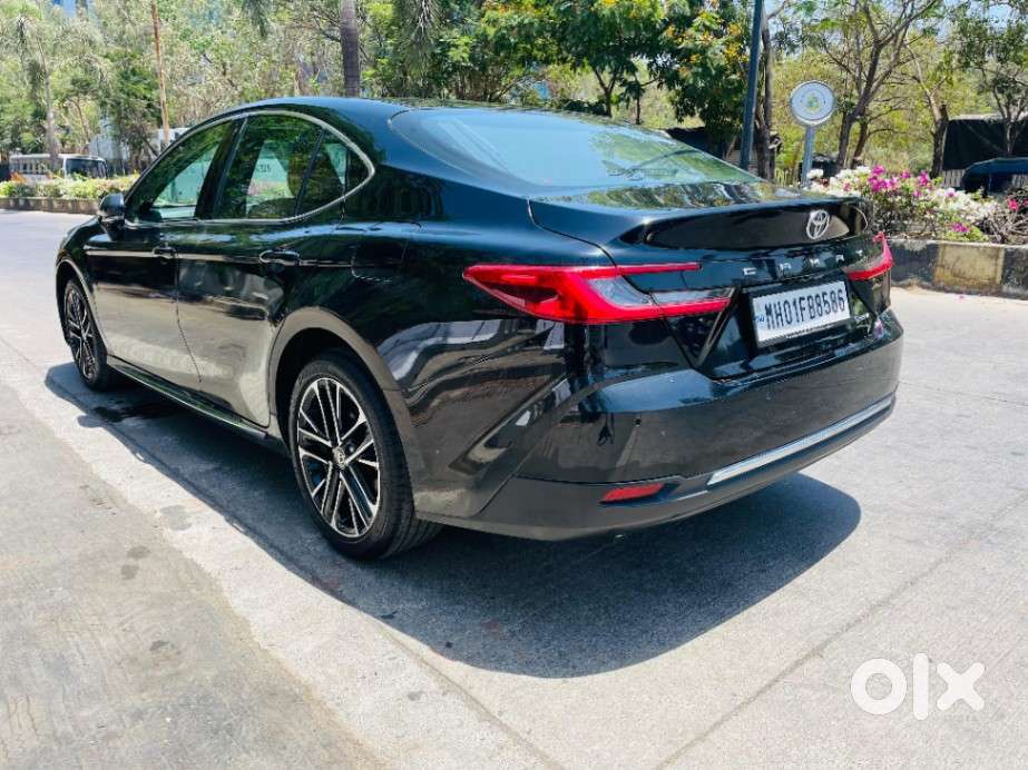 Toyota Camry Hybrid, 2026, Cng & Hybrids