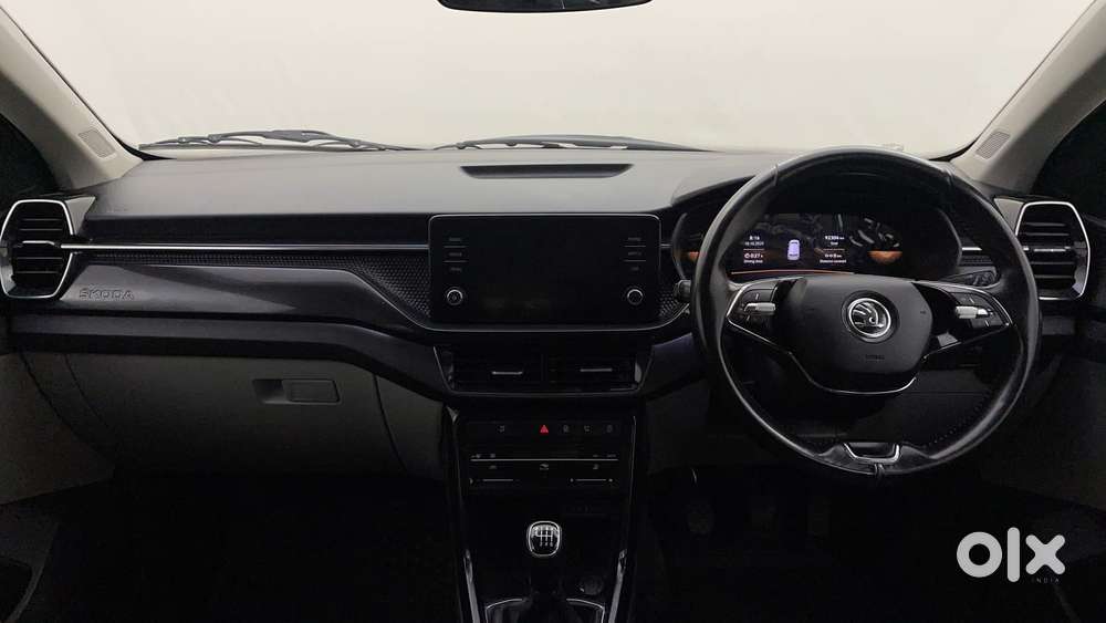 Skoda Kushaq 1.0 Tsi Style, 2022, Petrol