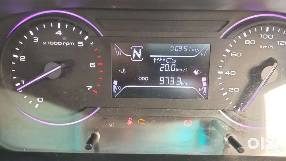 Mahindra Marazzo 2022 September Diesel M4plus
