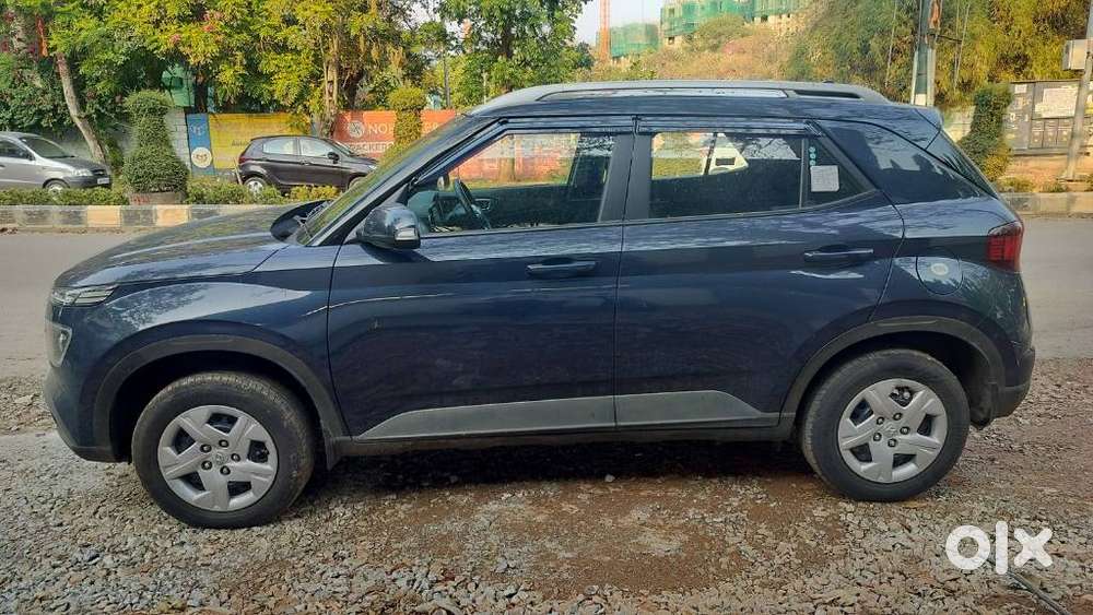 Hyundai Venue 1.2 S Plus, 2020, Petrol