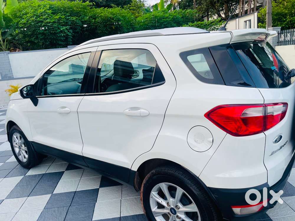 Ford Ecosport Titanium+ (o) At (petrol - Top Variant)