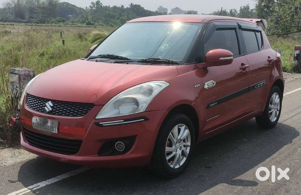 Maruti Suzuki Swift Vvt Zxi, 2011, Petrol