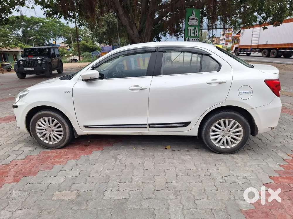 Single-owner Maruti Suzuki Dzire Zxi (2019) &ndash; 52,700 Km &ndash; Urgent Sale