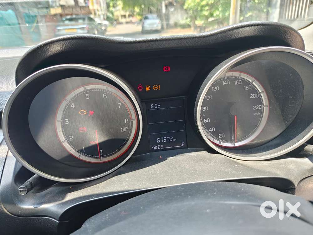 Maruti Suzuki Swift Vxi 1.2 Abs Bs-iv, 2019, Petrol