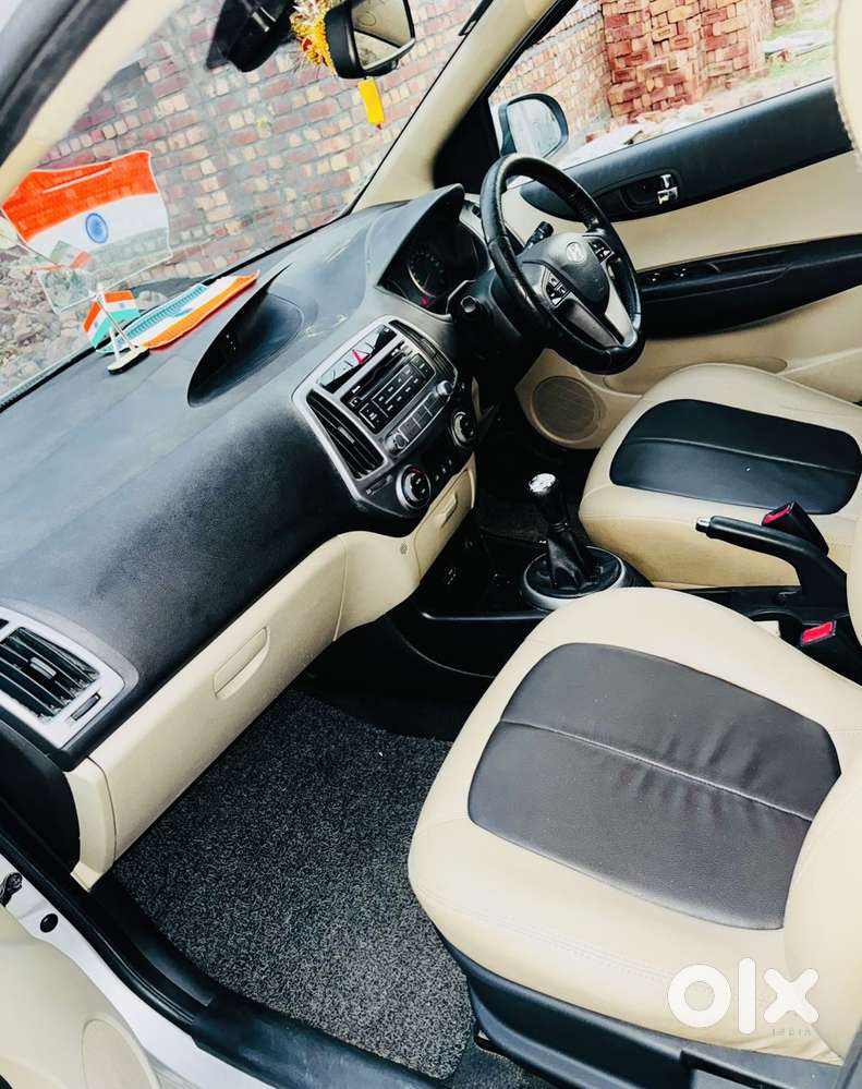 Hyundai I20 2010-2012 1.2 Sportz, 2012, Petrol