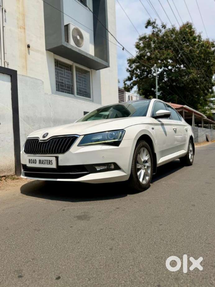 Skoda Superb 2.0 L&k Tsi At, 2016, Petrol