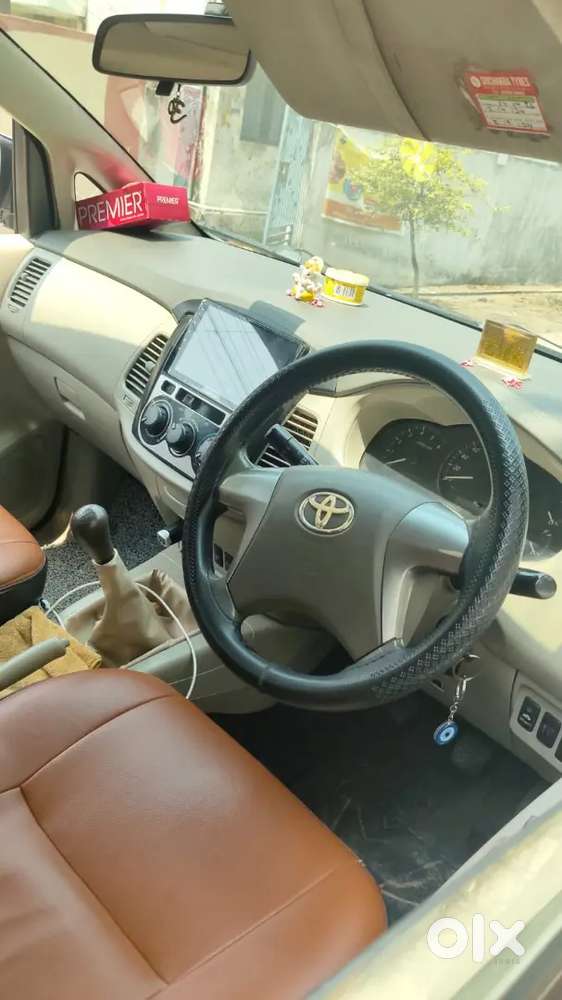 Toyota Innova 2.5 G 2014
