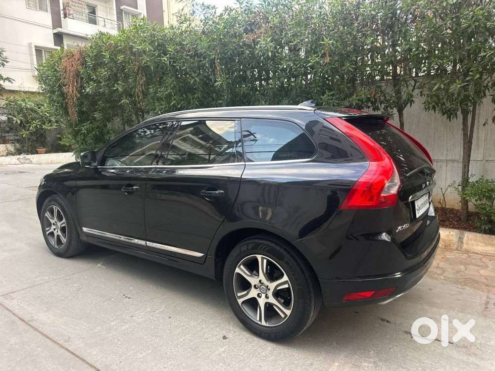 Volvo Xc60 D5 Awd Automatic, 2015, Diesel