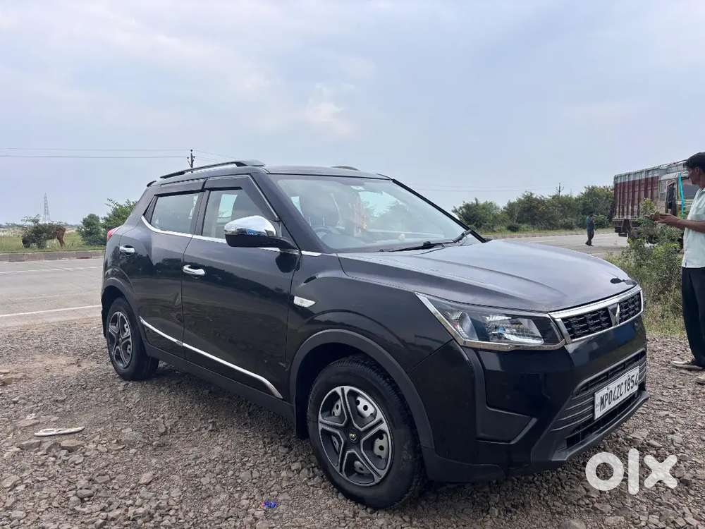 Mahindra Xuv300 2022 Petrol 60000 Km Driven