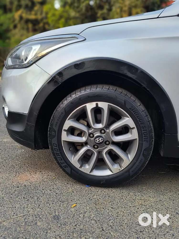 I'm Selling My Hyundai I20 Active Top Model 2018 Model 2nd Owner