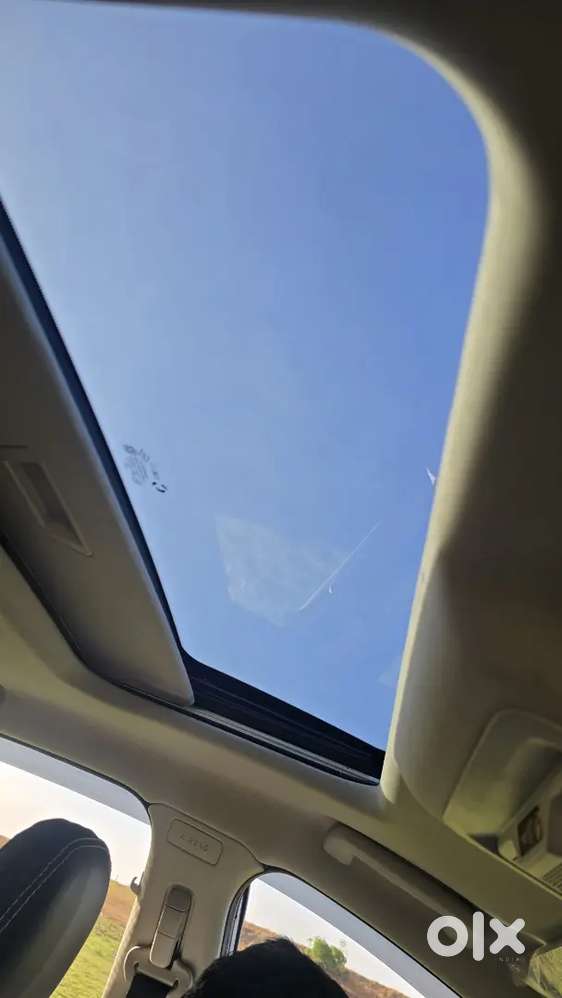 Showroom Condition Tata Nexon Creative Plus S