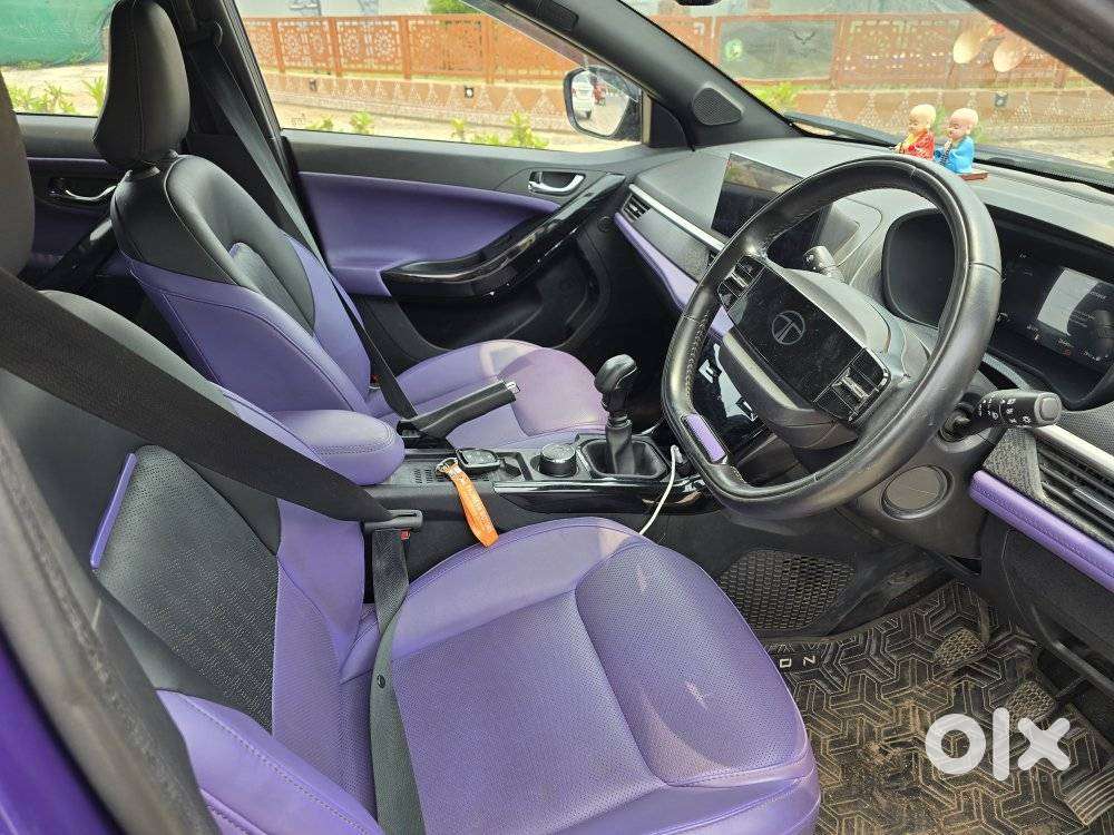 Tata Nexon Fearless Plus Purple 1.5 Revotorq Diesel 6amt Dual Tone, ..