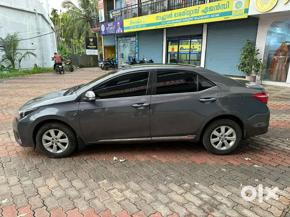 Toyota Corolla Altis 2014