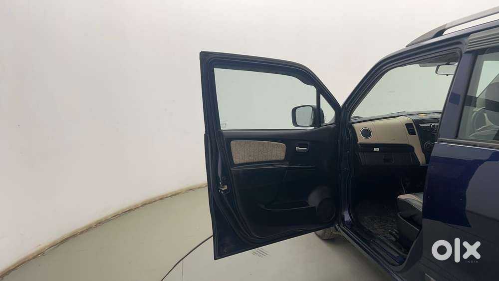 Maruti Suzuki Wagon R 1.0 Vxi Amt, 2018, Petrol