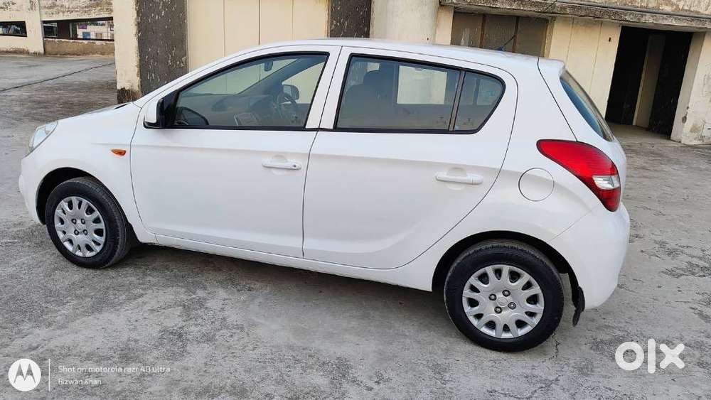 Hyundai I20 Petrol Cvt Magna Executive, 2010, Petrol