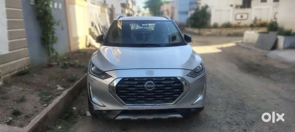 Nissan Magnet