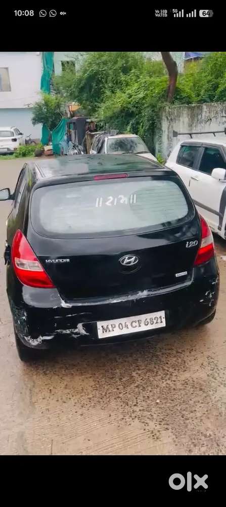 Hyundai I20 Sportz Diesel Smooth Engine New Battry Alloy Wheels Music