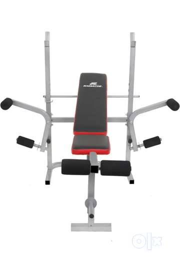 Bench press with curl bar hot sale