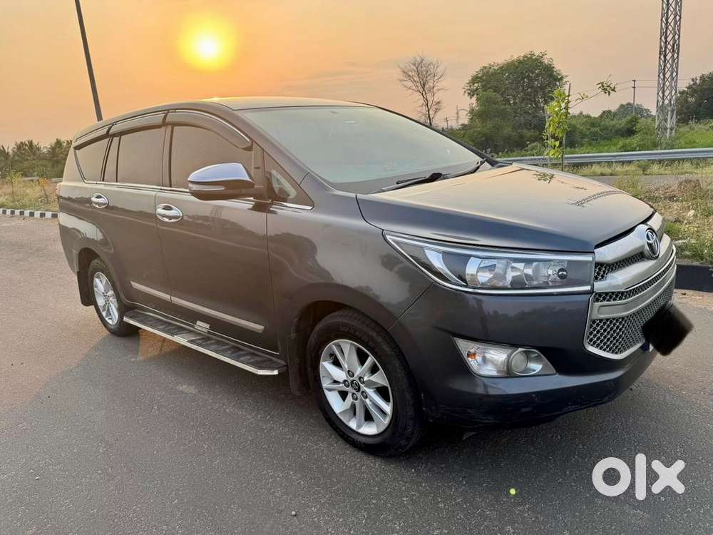 Toyota Innova Crysta 2016 Diesel Variant