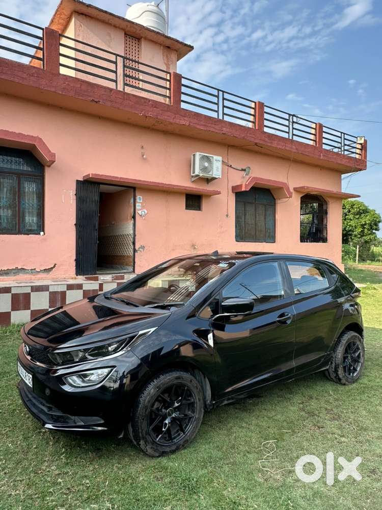 Tata Altroz Petrol 2022