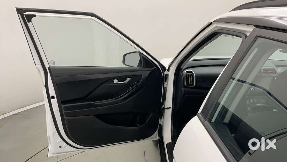Hyundai Creta 1.5 S Plus Knight Petrol, 2023, Petrol