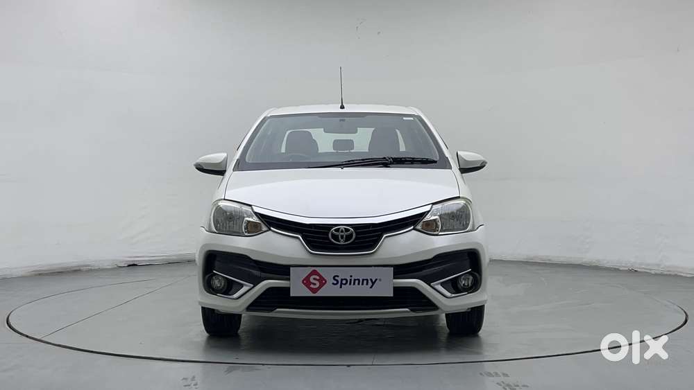 Toyota Etios Liva Vx Dual Tone, 2018, Petrol