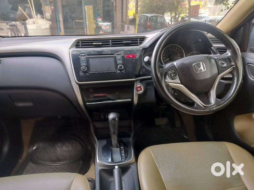 Honda City V At Sunroof I-vtec, 2015, Petrol
